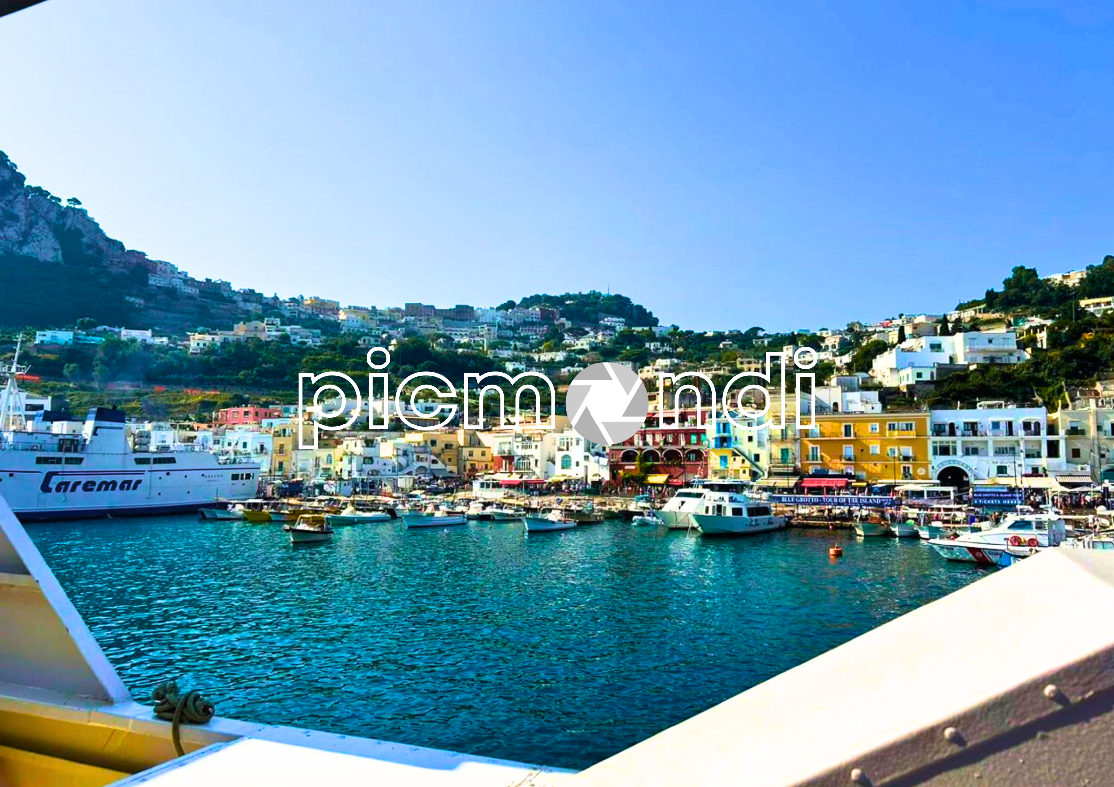Natural landscape - Boat by the sea